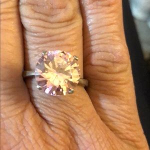 .925 sterling ring w pink stone